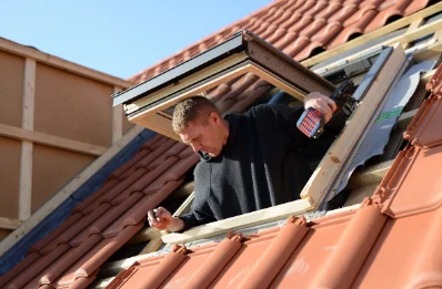 Pose de fenêtres de toit Velux à Courbiac
